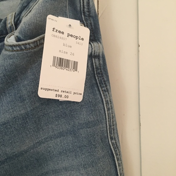 NWT Free People Lightwash Cropped Straight Jeans - Picture 5 of 6